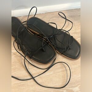 Abercrombie Black leather gladiator sandals